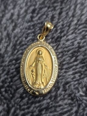 Miraculous Medal Pendant 14k Yellow Gold